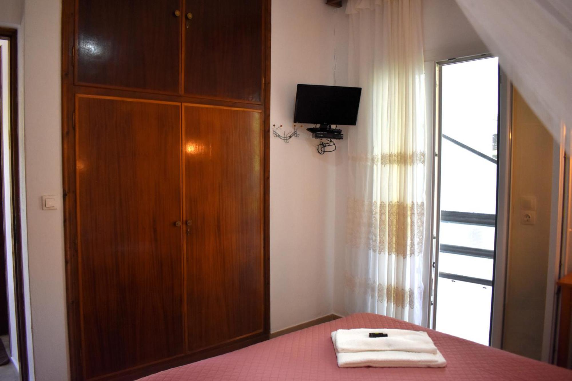 Kostas Studios Agios Georgios Pagon Exterior photo